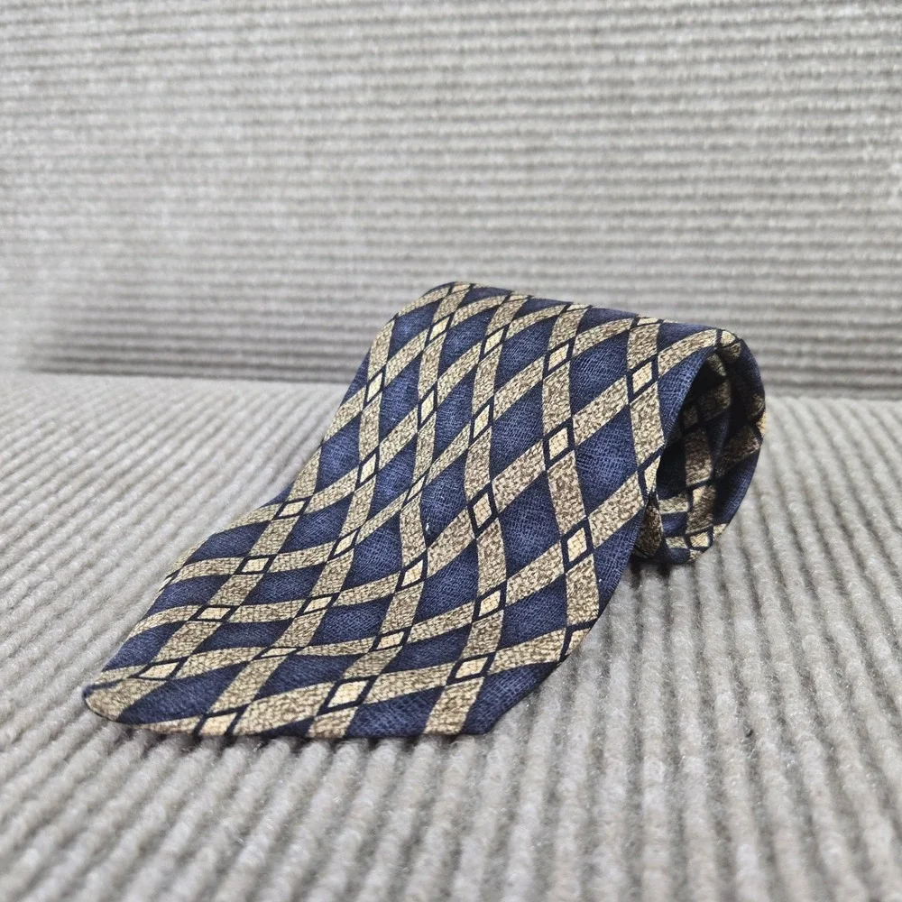 Haggar Mens Navy Blue Gold Diamond Geometric Silk Necktie